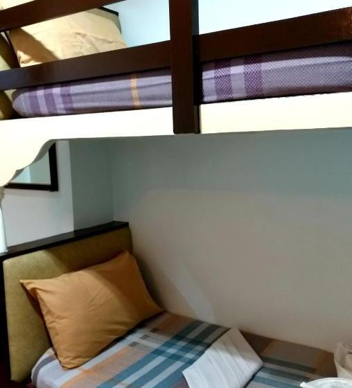 חדר משפחתי, Sola Eleganza Apartelle