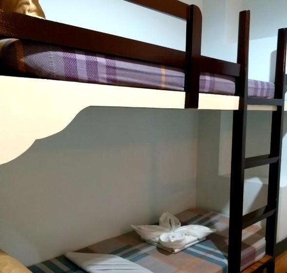 חדר משפחתי, Sola Eleganza Apartelle