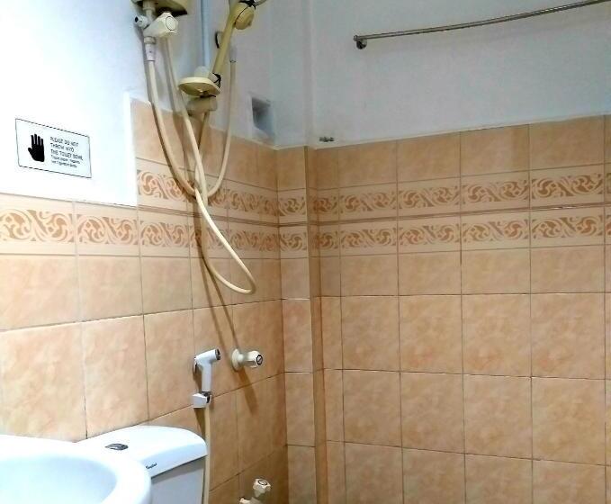 חדר משפחתי, Sola Eleganza Apartelle