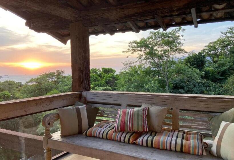 סוויטה אקזקיוטיב, Villa Galiileu Ilhabela