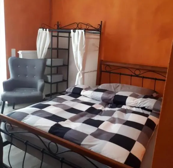 庭の見える1ベッドルームアパートメント, Aparthotel Stadtallendorf