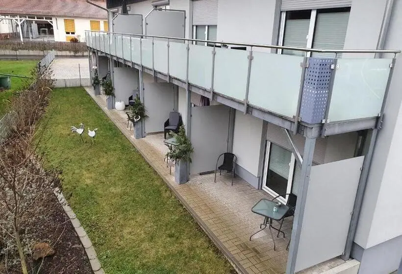 庭の見える1ベッドルームアパートメント, Aparthotel Stadtallendorf