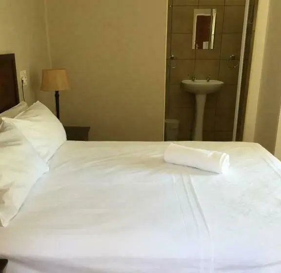 スタンダードルーム, African Kingdom Guest House