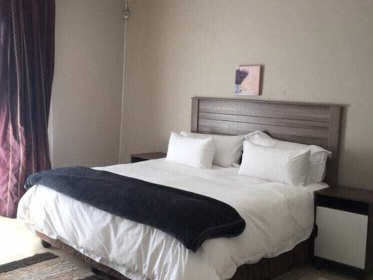 اتاق استاندارد, African Kingdom Guest House