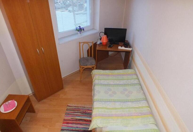 חדר סטנדרט יחיד, Fan Fan Penzión