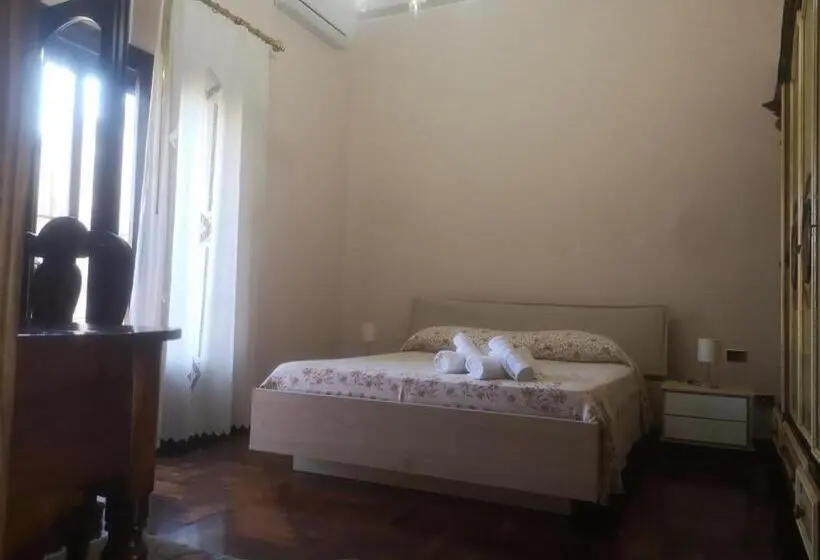 キングサイズベッドのスタンダードルーム, Villa Luisa