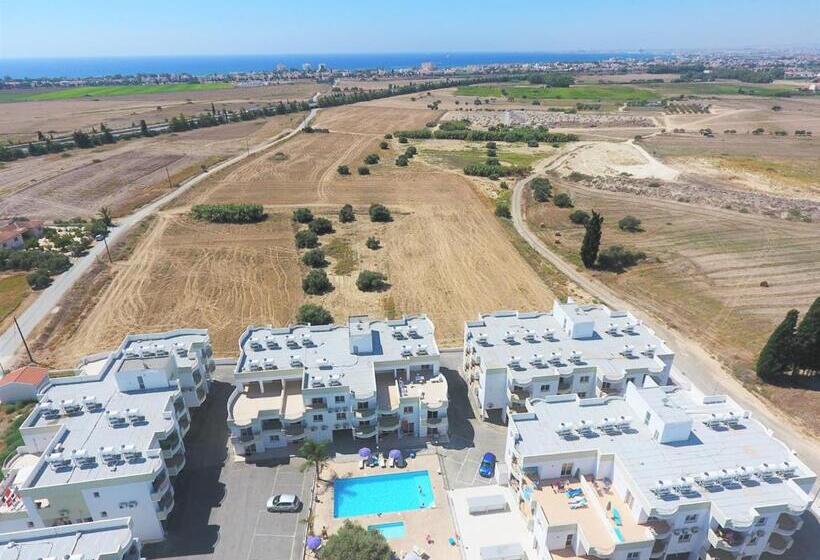 带1个卧室的带阳台的公寓, Oceania Bay Village