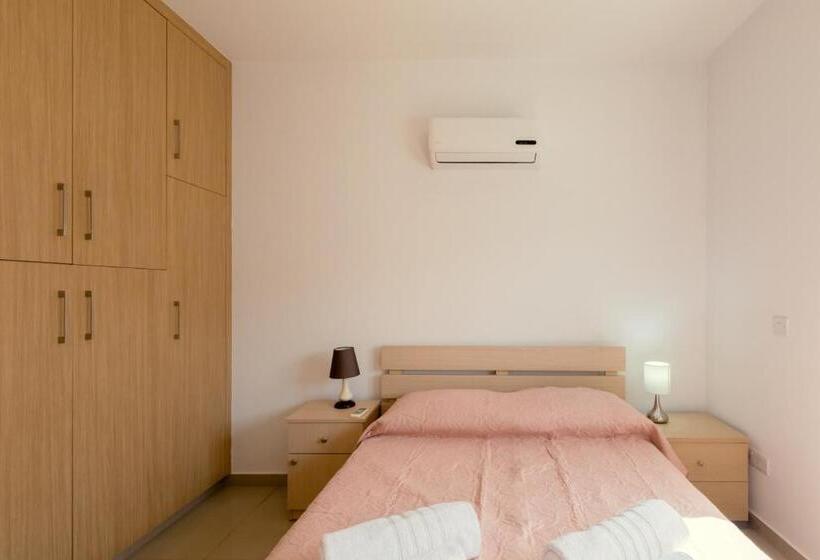 带1个卧室的带阳台的公寓, Oceania Bay Village