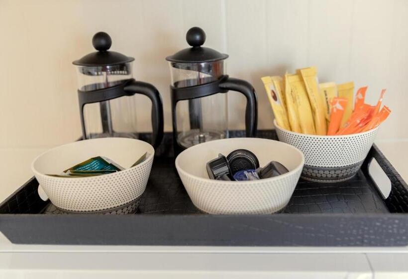 带1个卧室的带阳台的公寓, Oceania Bay Village