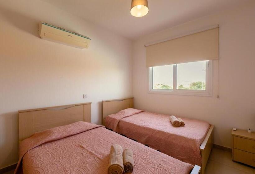 Апартаменты 2 Спальни, Oceania Bay Village