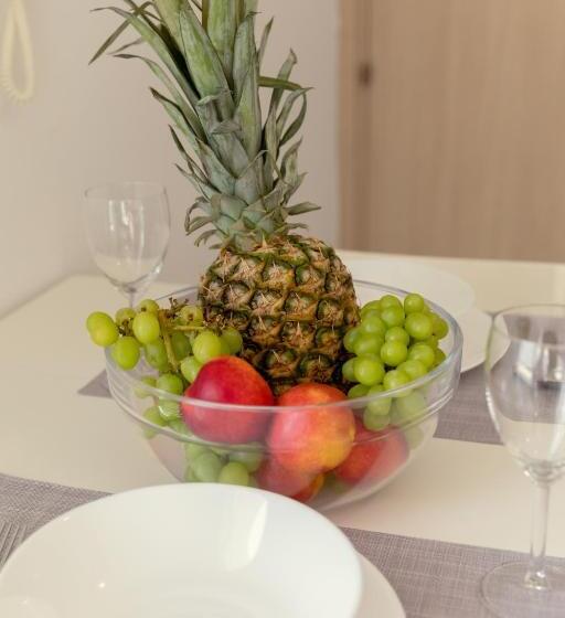 带1个卧室的带阳台的公寓, Oceania Bay Village