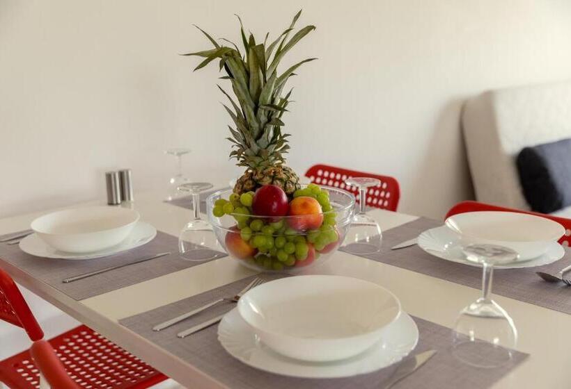 带2个卧室的公寓, Oceania Bay Village