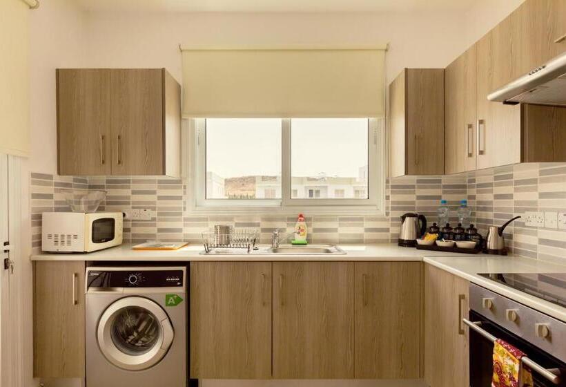 带1个卧室的顶楼公寓, Oceania Bay Village