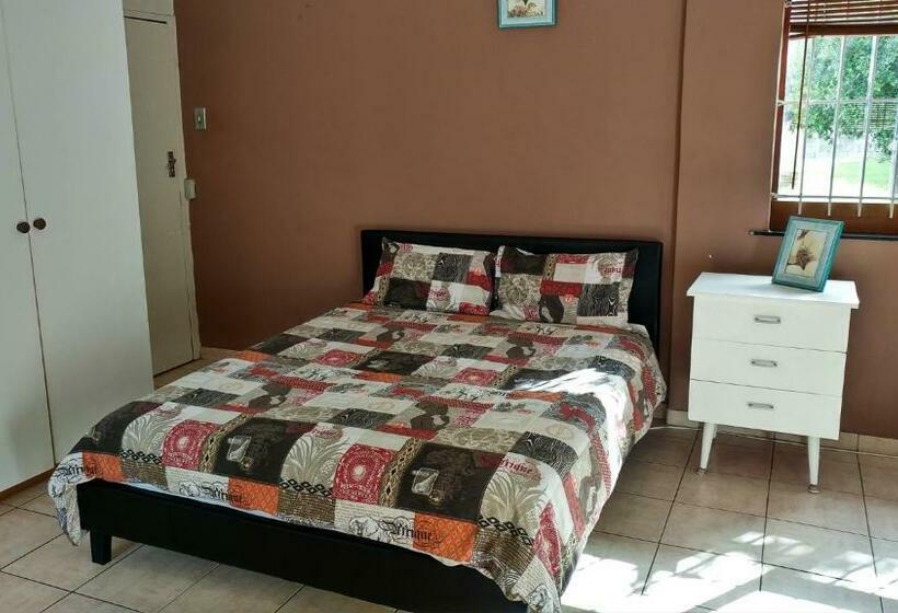 חדר סטנדרט נוף לבריכה, Blouberg Beach Retreat