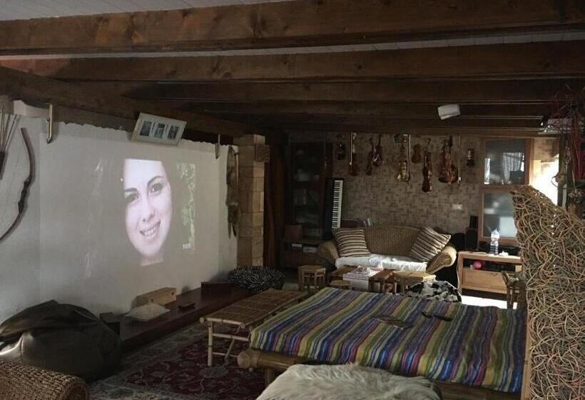 اتاق لوکس, Music House Alle Grotte