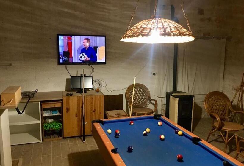 استودیو خانوادگی, Music House Alle Grotte