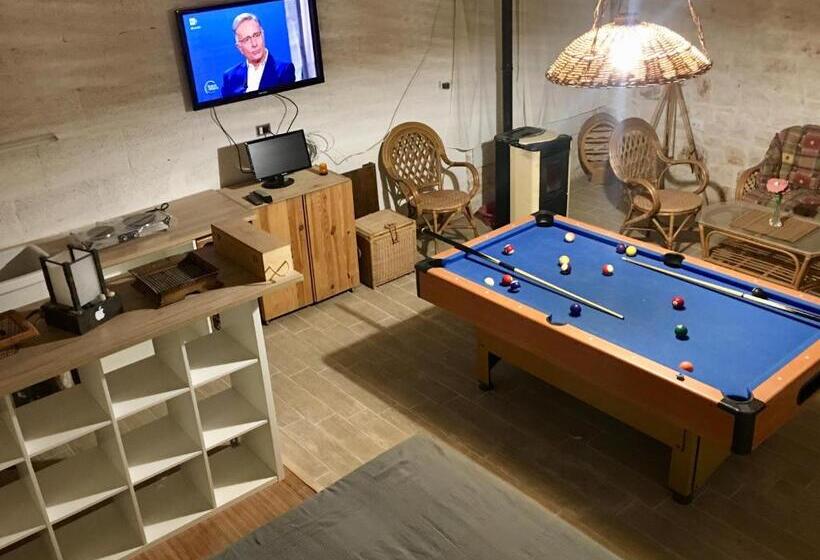 استودیو خانوادگی, Music House Alle Grotte