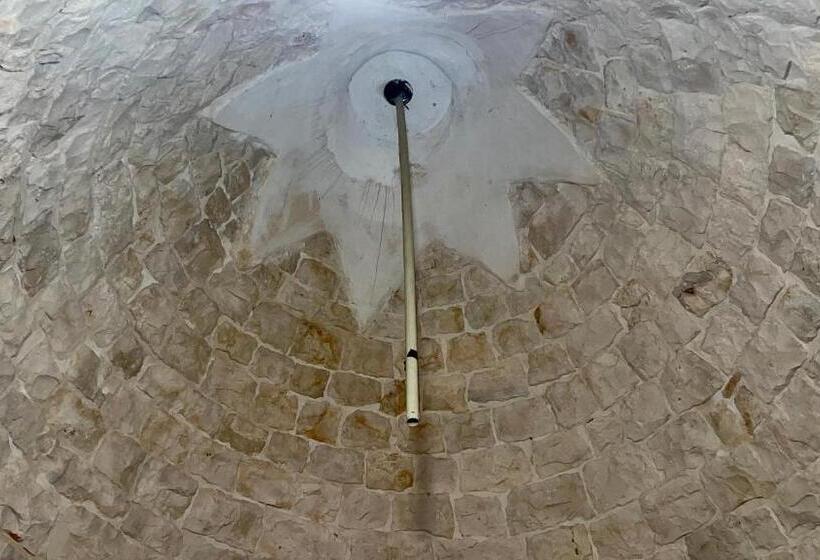 خانه 2 خوابه, Music House Alle Grotte