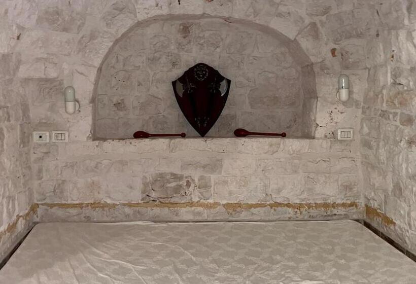 خانه 2 خوابه, Music House Alle Grotte