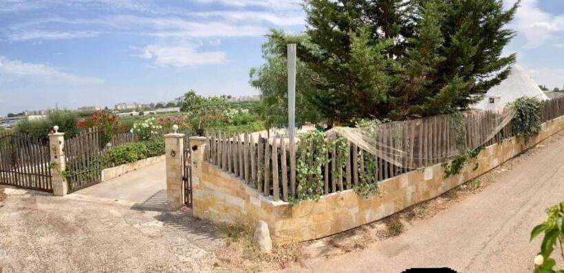 خانه 2 خوابه, Music House Alle Grotte