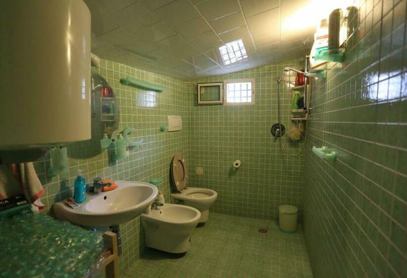 استودیو خانوادگی, Music House Alle Grotte