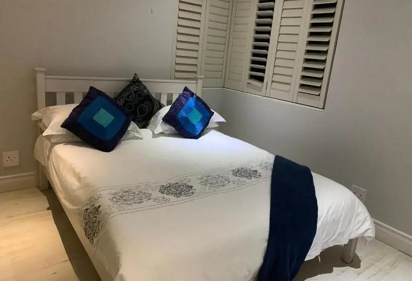 Perhesviitti, Oceansnest Guest House