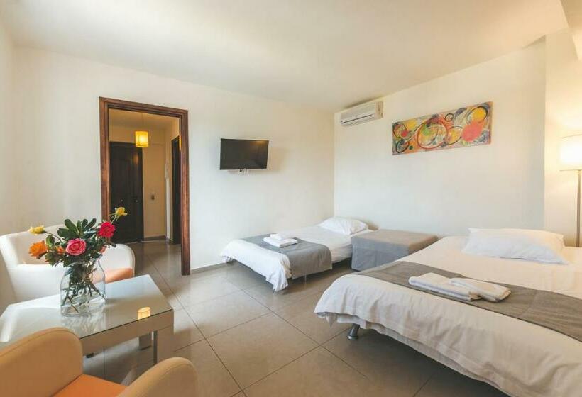 디럭스 패밀리 룸, Chrispy Waterpark Resort