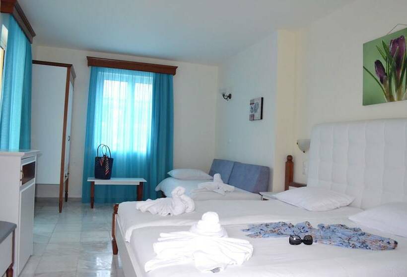 수피리어 트리플 룸, Chrispy Waterpark Resort