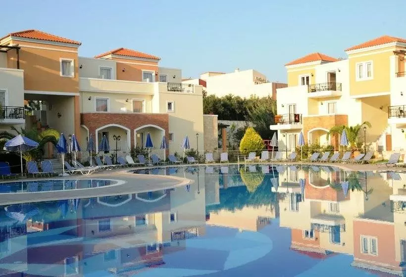 Superior Kolmen Hengen Huone, Chrispy Waterpark Resort