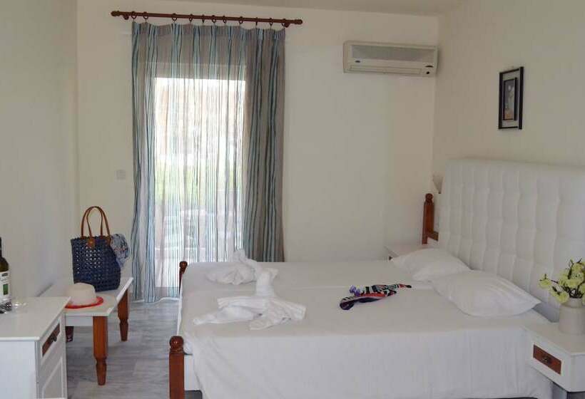 이코노미 룸, Chrispy Waterpark Resort