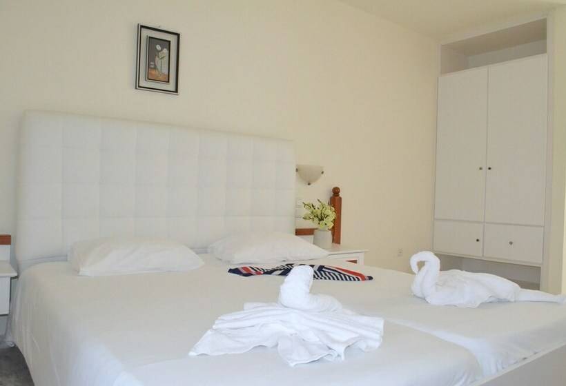 이코노미 룸, Chrispy Waterpark Resort