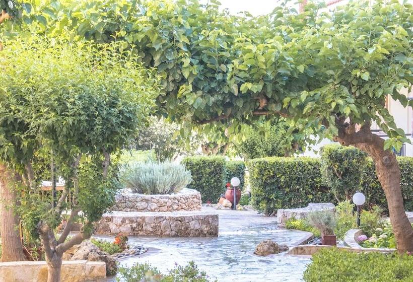 스탠다드 룸, Chrispy Waterpark Resort