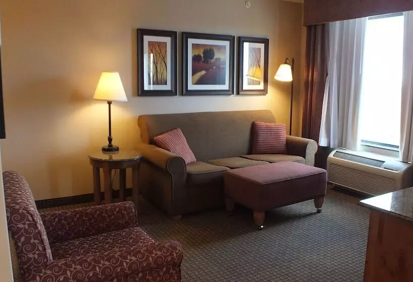 スタンダードスタジオ, Hampton Inn & Suites Buffalo