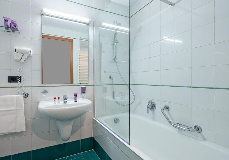 إستوديو قياسى سرير كينج, Hampton Inn & Suites Buffalo