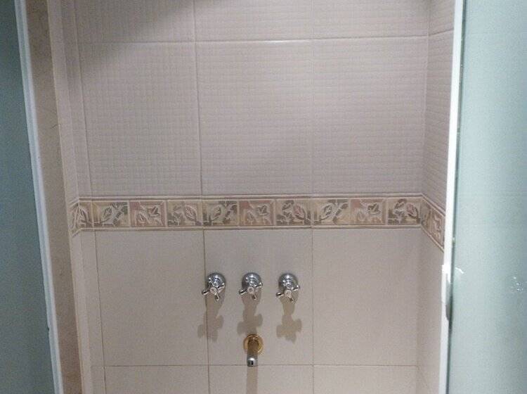 Chambre Standard, A&b Internacional