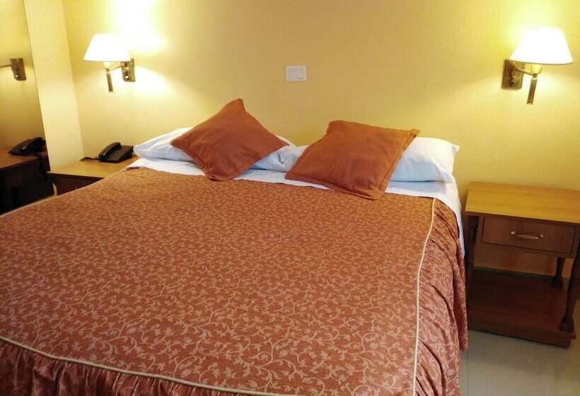 Chambre Standard, A&b Internacional