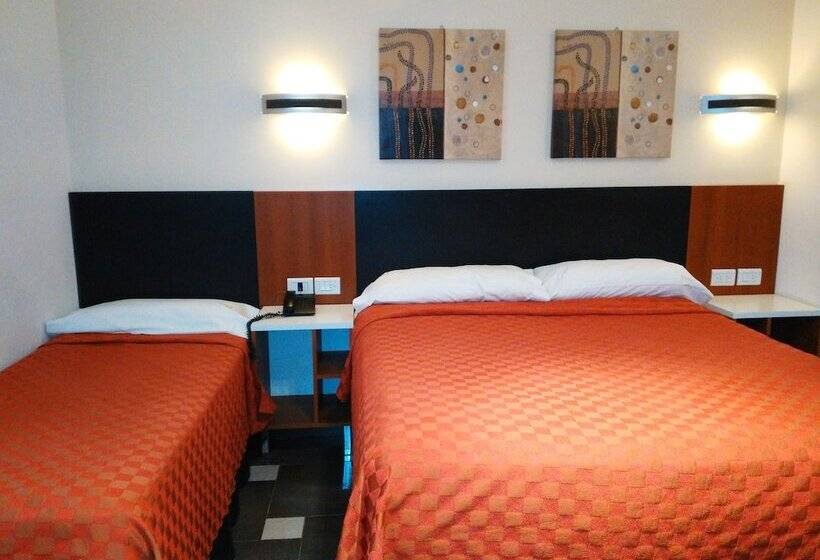 Chambre Triple Standard, A&b Internacional