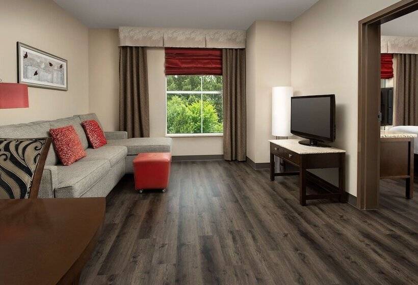 Номер Executive, Embassy Suites By Hilton Birmingham Hoover