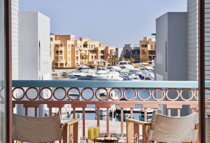 سوییت جونیور, Fanadir Hotel El Gouna
