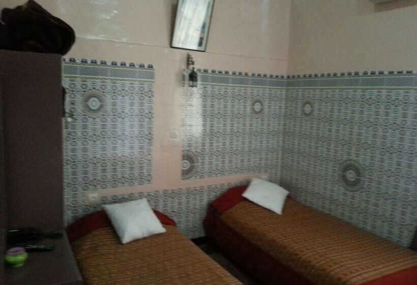 スタンダードルーム, Foucauld