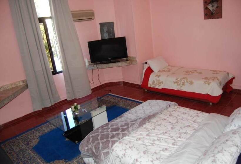 适合残疾人士使用的高档房间, Grand Hôtel