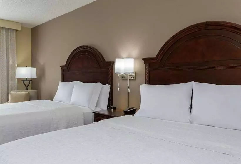 ２ダブルベッドのスタンダードルーム, Hampton Inn & Suites Wellington