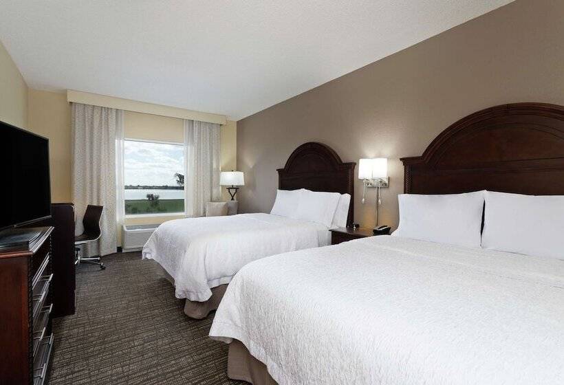 غرفه قياسيه سريرين مزدوجين, Hampton Inn & Suites Wellington