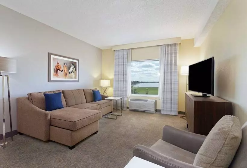 スイート, Hampton Inn & Suites Wellington