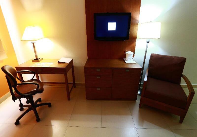 キングサイズベッドのスタンダードルーム, La Venta Inn Villahermosa