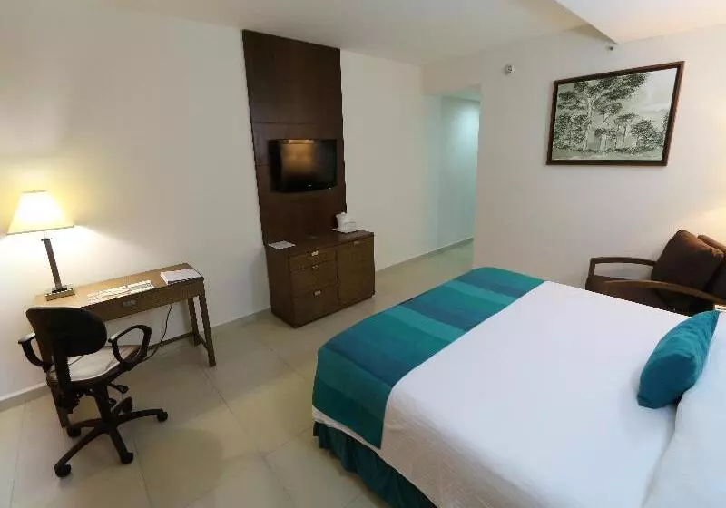 キングサイズベッドのスタンダードルーム, La Venta Inn Villahermosa