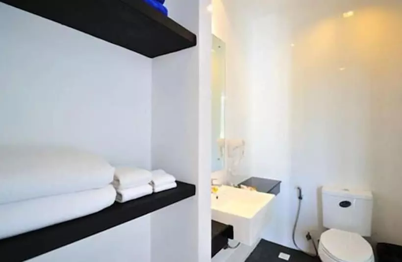 エクゼクティブスイート, Lae Lay Suites