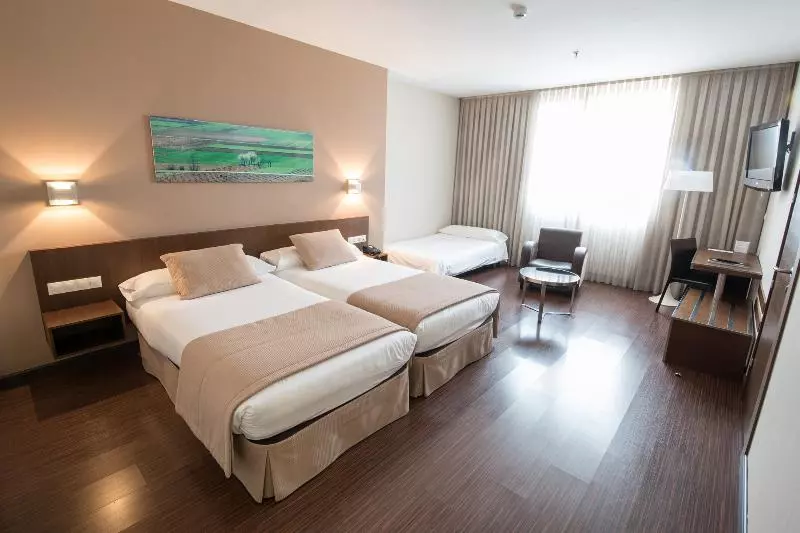 デラックスルーム, Lae Lay Suites