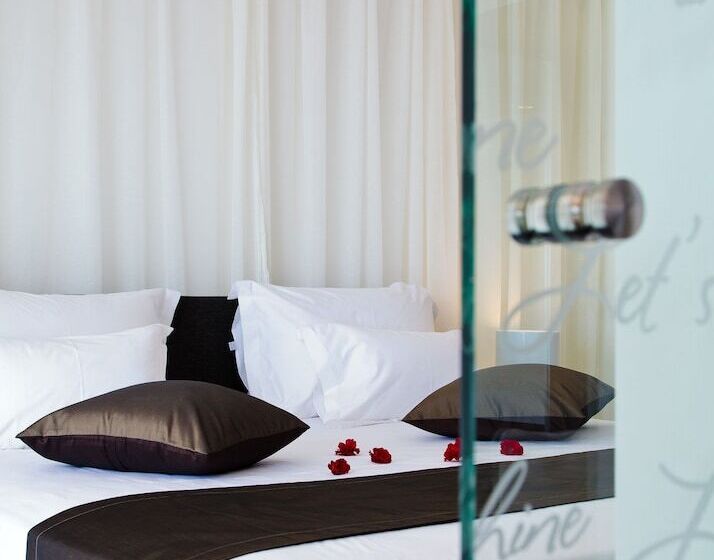 سوییت با چشم‌انداز دریا, Lighthouse Golf & Spa