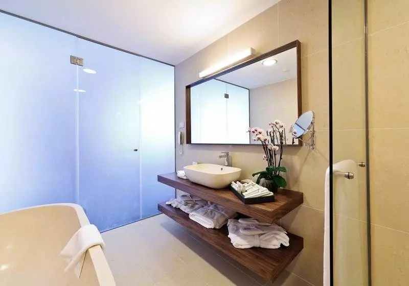 اتاق استاندارد با چشم‌انداز دریا, Lighthouse Golf & Spa